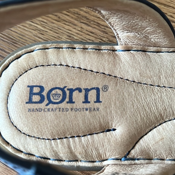 Born Trang Slingbacks, Leather, Blue, Navy, Size 8 - Picture 8 of 9